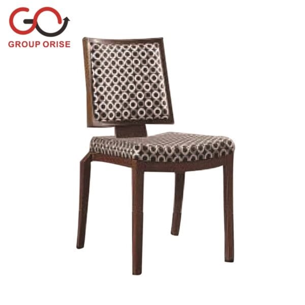 BANQUETING CHAIR
