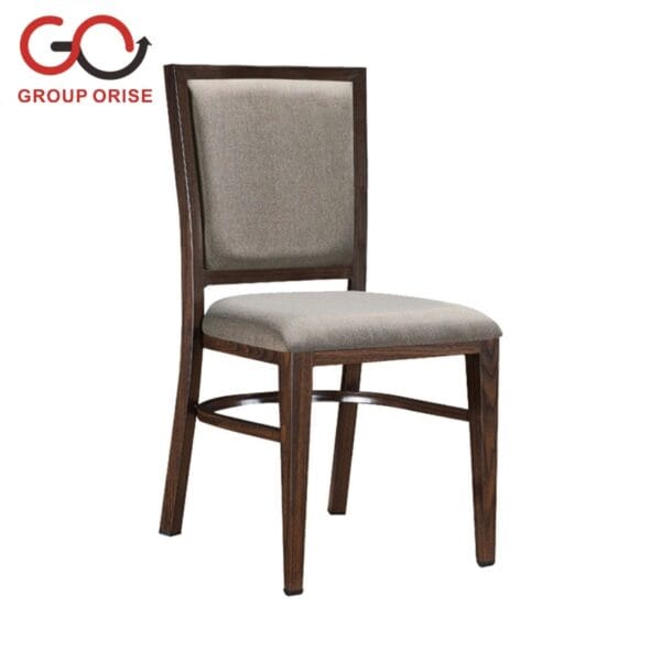 BANQUETING CHAIR