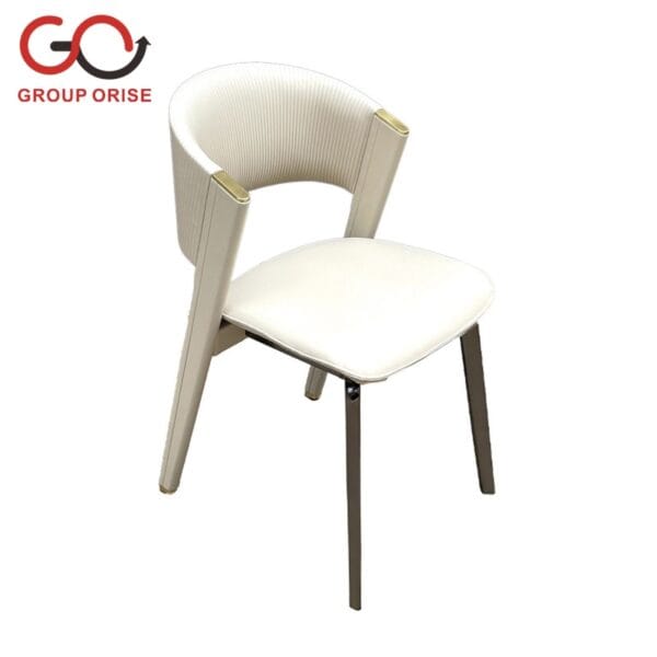 BANQUETING CHAIR