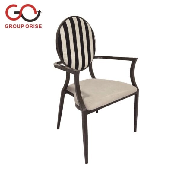 BANQUETING CHAIR