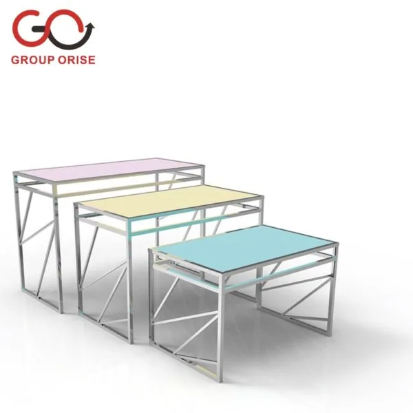 BUFFET TABLES/NESTING TABLES