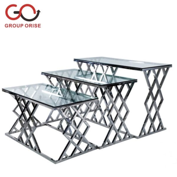 BUFFET TABLES/NESTING TABLES